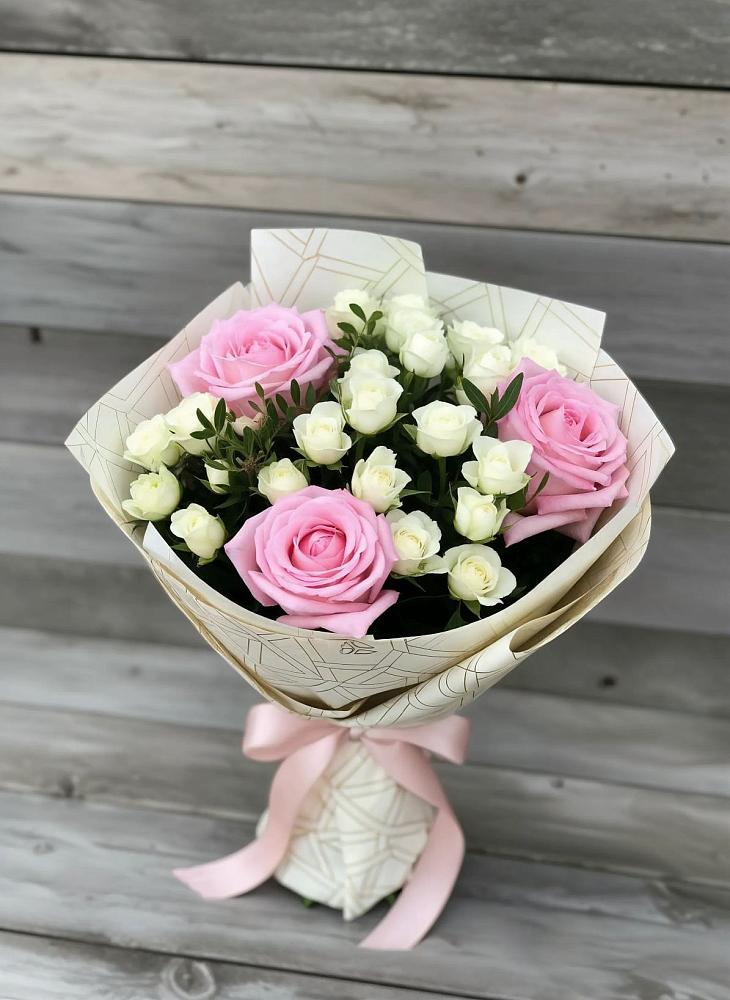 Букет цветов из: Розы в Спицевке