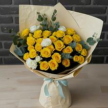 Букет цветов из:  Розы в Спицевке