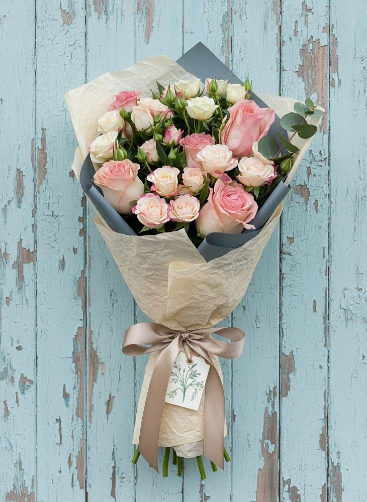 Букет цветов из: Розы в Спицевке