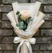 Букет цветов из:  Розы в Спицевке