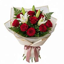 Букет цветов из:  Лилии и Розы в Спицевке