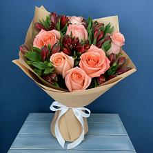Букет цветов из:  Розы и Альстромерии в Спицевке