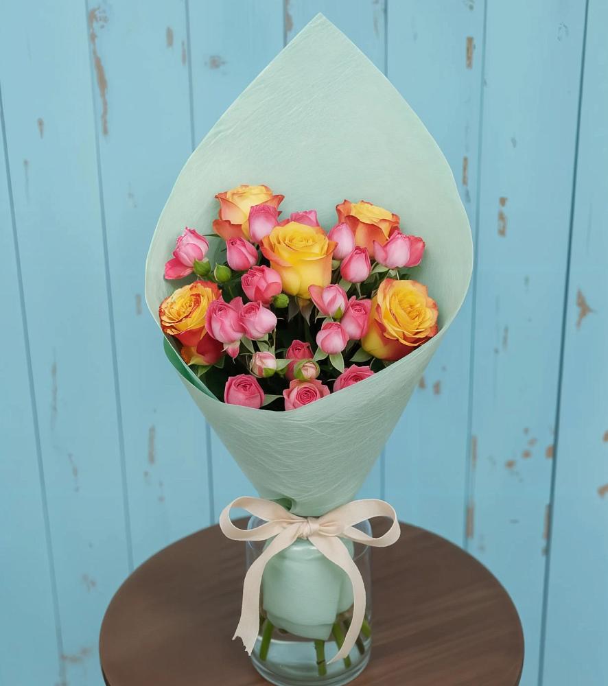 Букет цветов из: Розы в Спицевке