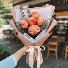 Букет цветов из:  Розы #REPLACE_PRED# Спицевке