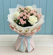 Букет цветов из:  Розы в Спицевке