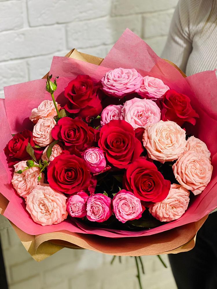 Букет цветов из: Розы в Спицевке