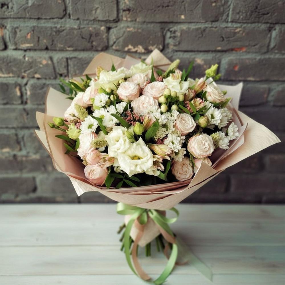 Букет цветов из: Альстромерии, Розы и Хризантемы в Спицевке