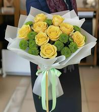 Букет цветов из:  Хризантемы и Розы в Спицевке