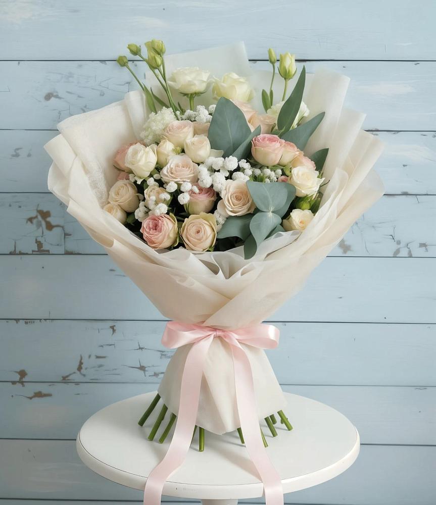 Букет цветов из: Розы и Лизиантусы в Спицевке