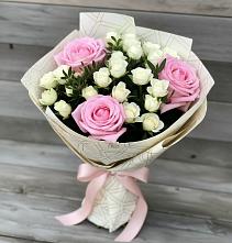 Букет цветов из:  Розы в Спицевке