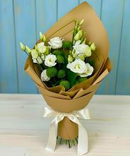 Букет цветов из:  Хризантемы и Лизиантусы #REPLACE_PRED# Спицевке