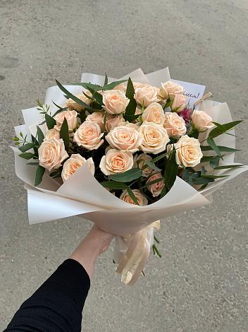 Букет Кремовые розы Латте в Спицевке