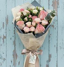 Букет цветов из:  Розы #REPLACE_PRED# Спицевке