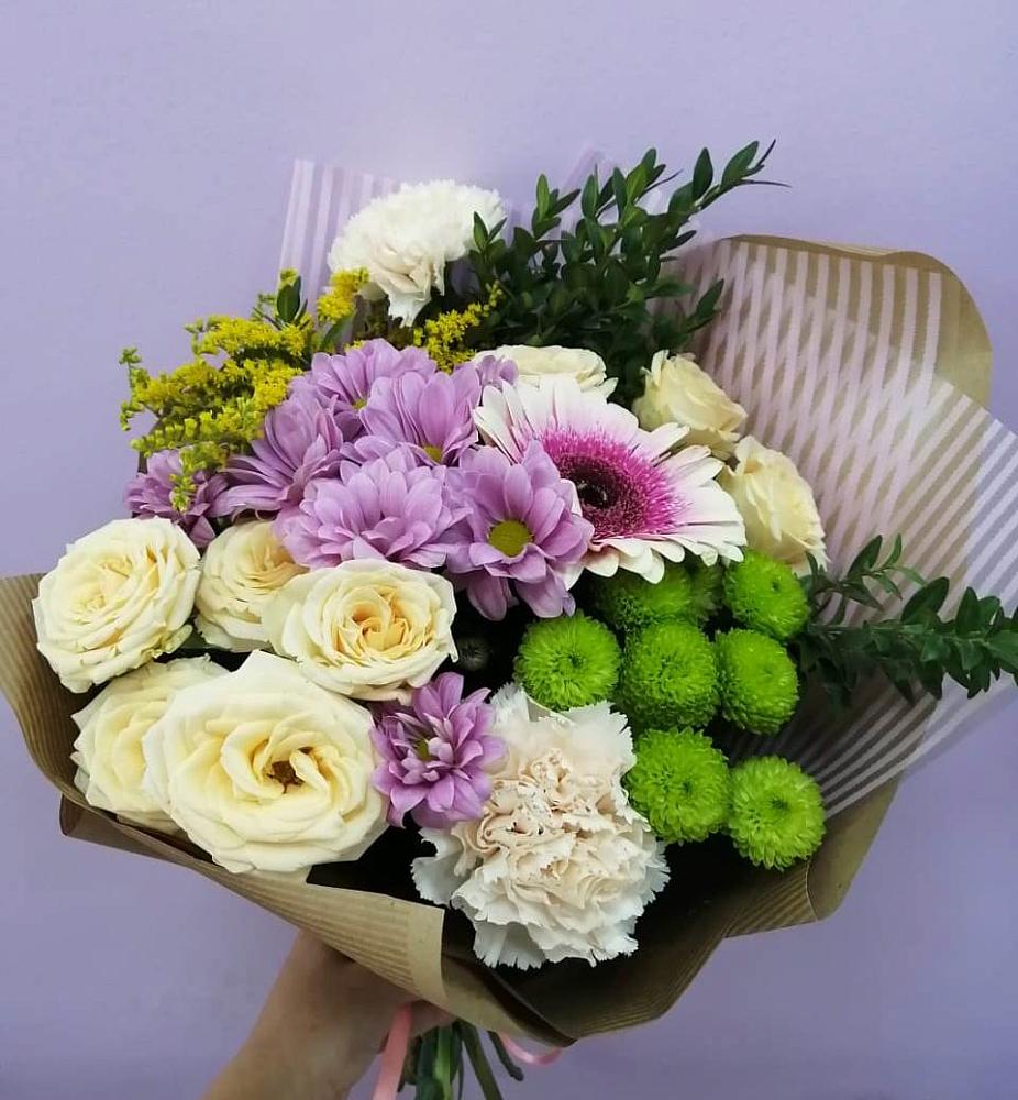 Букет цветов из: Хризантемы, Розы, Гвоздики и Герберы в Спицевке