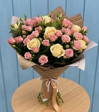 Букет цветов из:  Розы в Спицевке