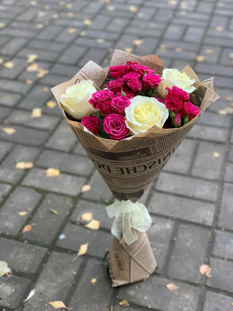 Букет цветов из: Розы в Спицевке