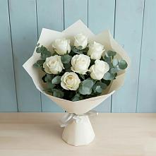 Букет Белые розы в Эвкалипте в Спицевке