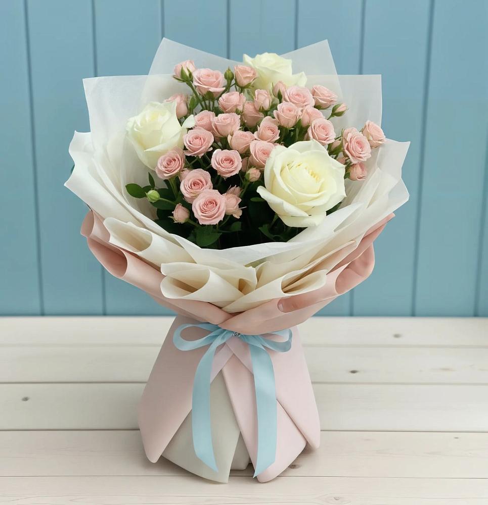 Букет цветов из: Розы в Спицевке